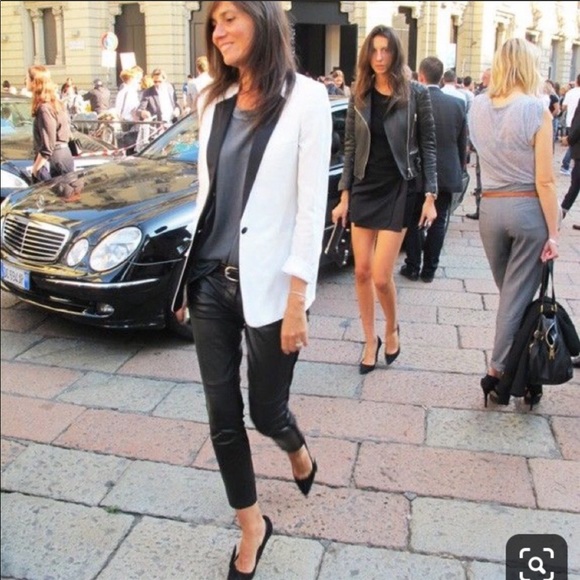 Agaci - White Blazer with Black Lapel - Picture 8 of 8